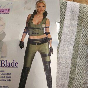 NWT Sonya Blade Mortal Combat Military Costume Uniform SMALL